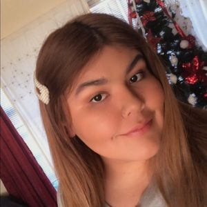 Meet your Posher, Briana